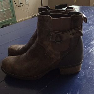 Merrell booties 8.5